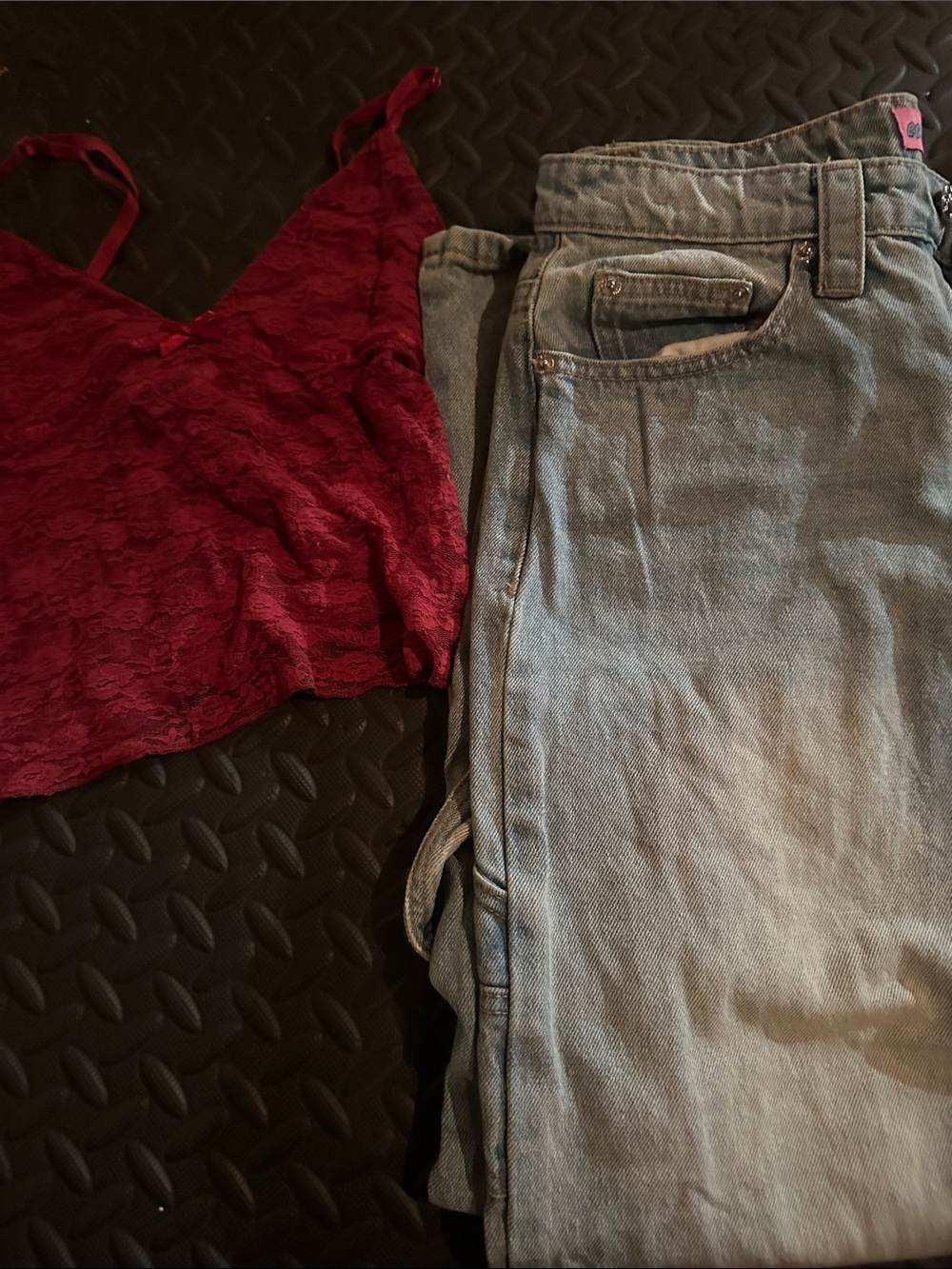 Edikted Top and Jeans